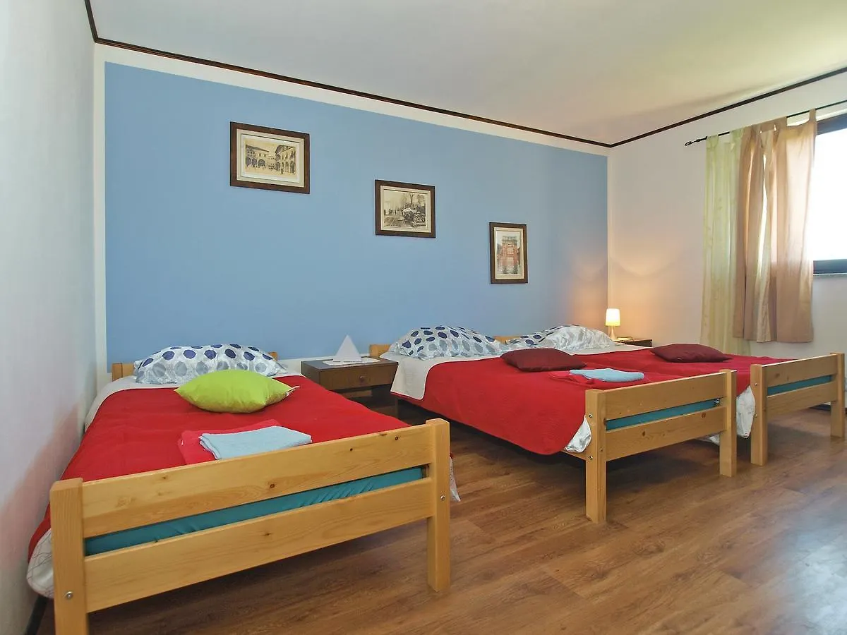 Apartment Suzana 1608 Pula