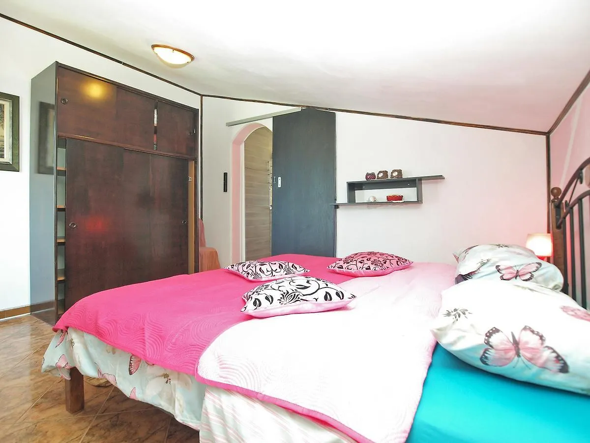 Apartment Suzana 1608 Pula