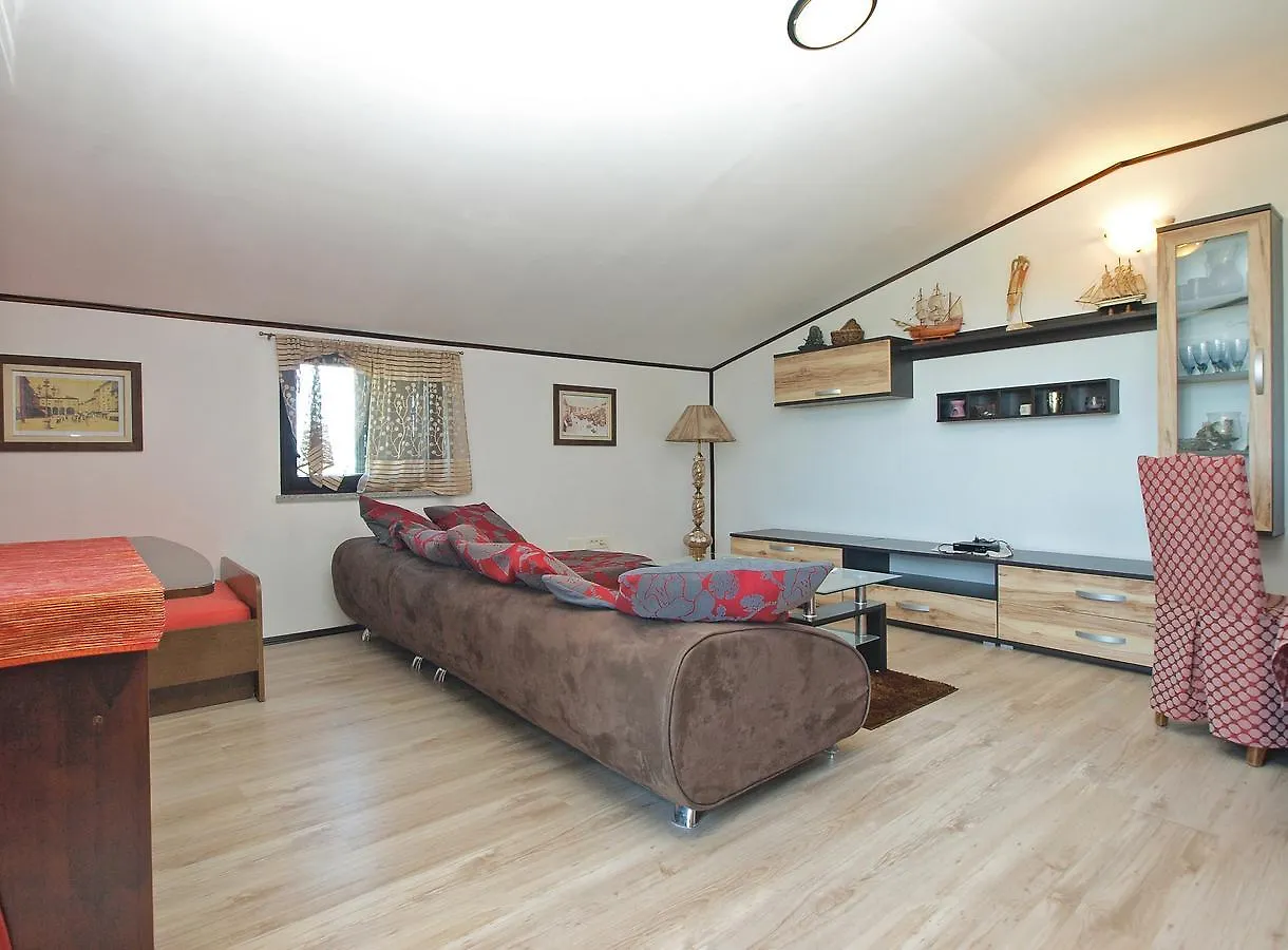 Apartment Suzana 1608 Pula