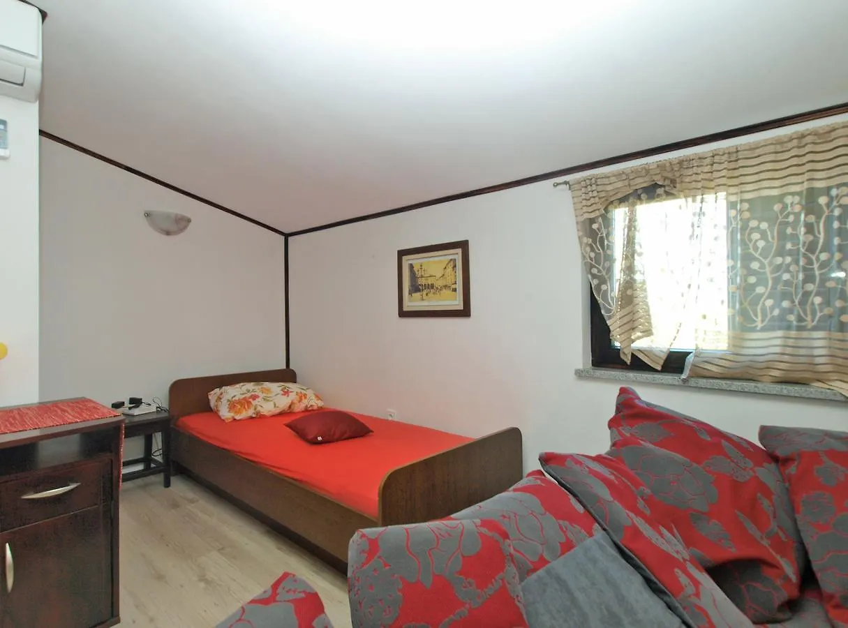 Apartment Suzana 1608 Pula
