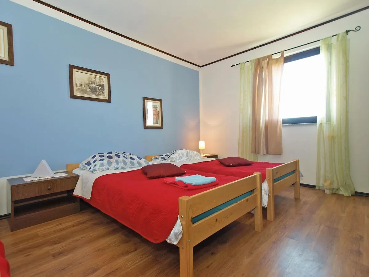 Apartment Suzana 1608 Pula 0*,